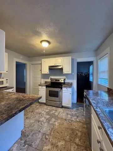 $2,700 | 86 Brookings Street, Medford, MA 02155