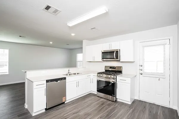 $1,915 | 19022 Zanardo Court, Katy, TX 77449