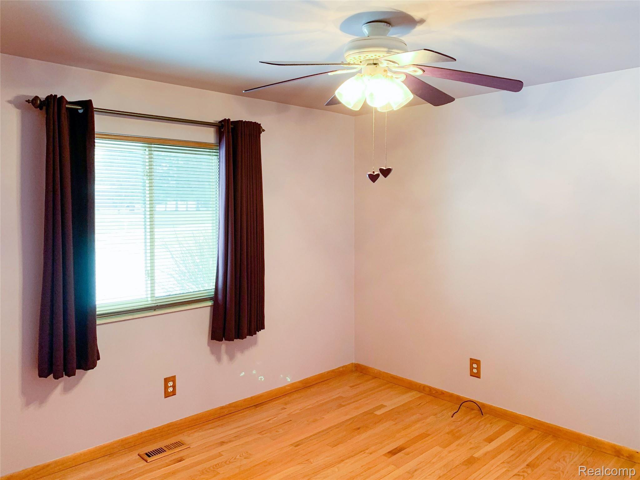 8074 East Carpenter Road Davison, MI 48423 - Photo 19 of 33 B0F1F329-8ADA-4EF0-A051-0EFE5D5FF0BA.jpeg