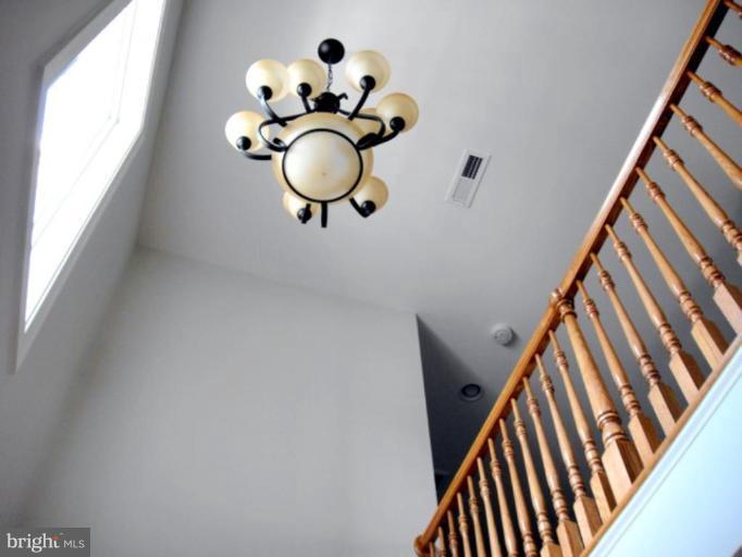 10832 Catron Road Perry Hall, MD 21128 - Photo 11 of 23 Entrance / Foyer