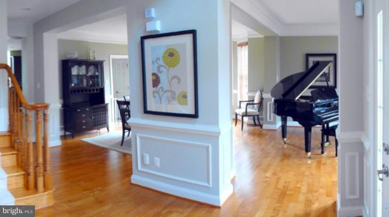 10832 Catron Road Perry Hall, MD 21128 - Photo 13 of 23 Hallway