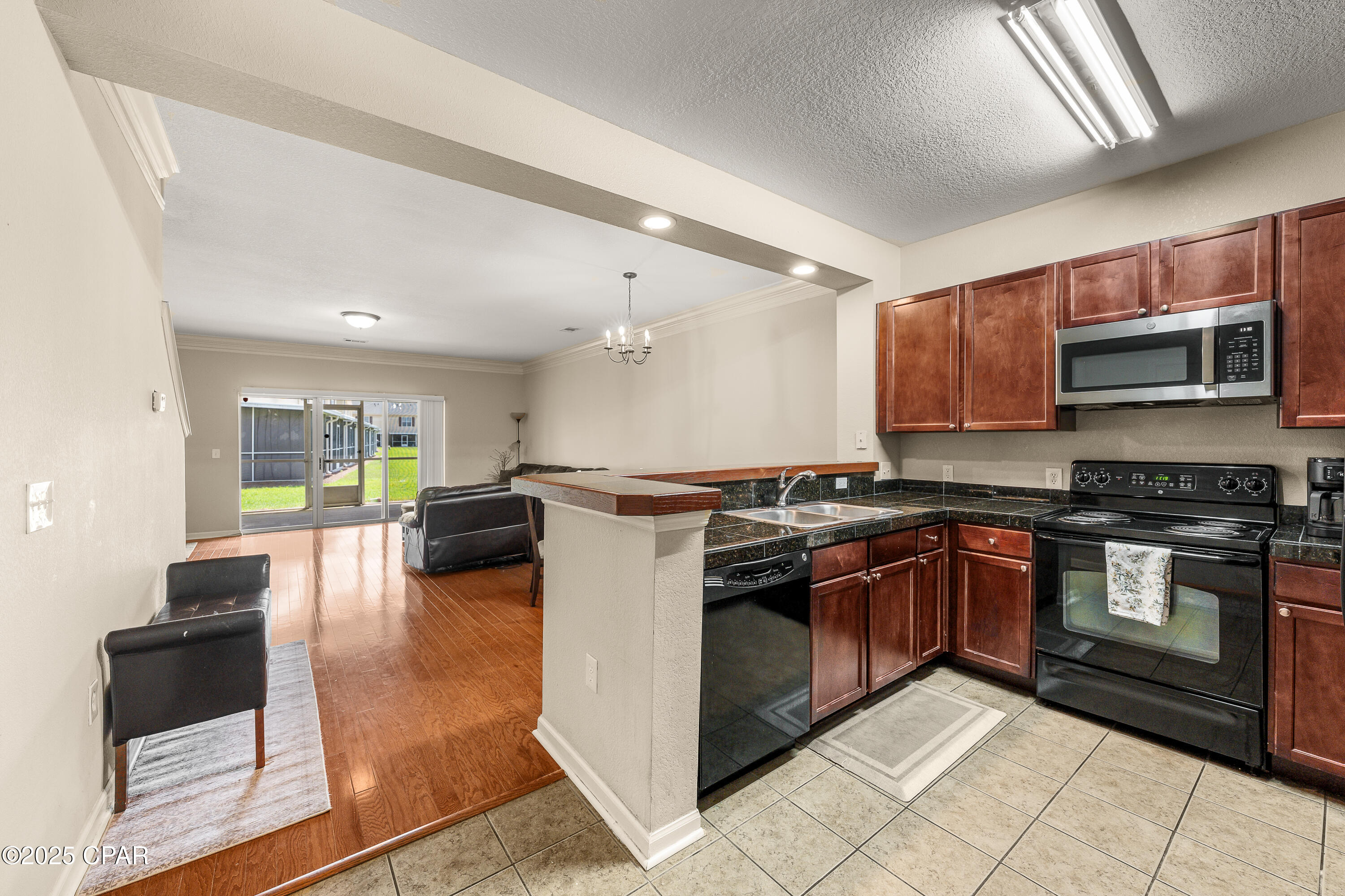 1507 Baldwin Rowe Circle Panama City, FL 32405 - Photo 4 of 28