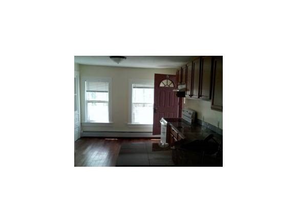 14 Lenox Road, Unit 2 Derry, NH 03038 - Photo 4 of 5