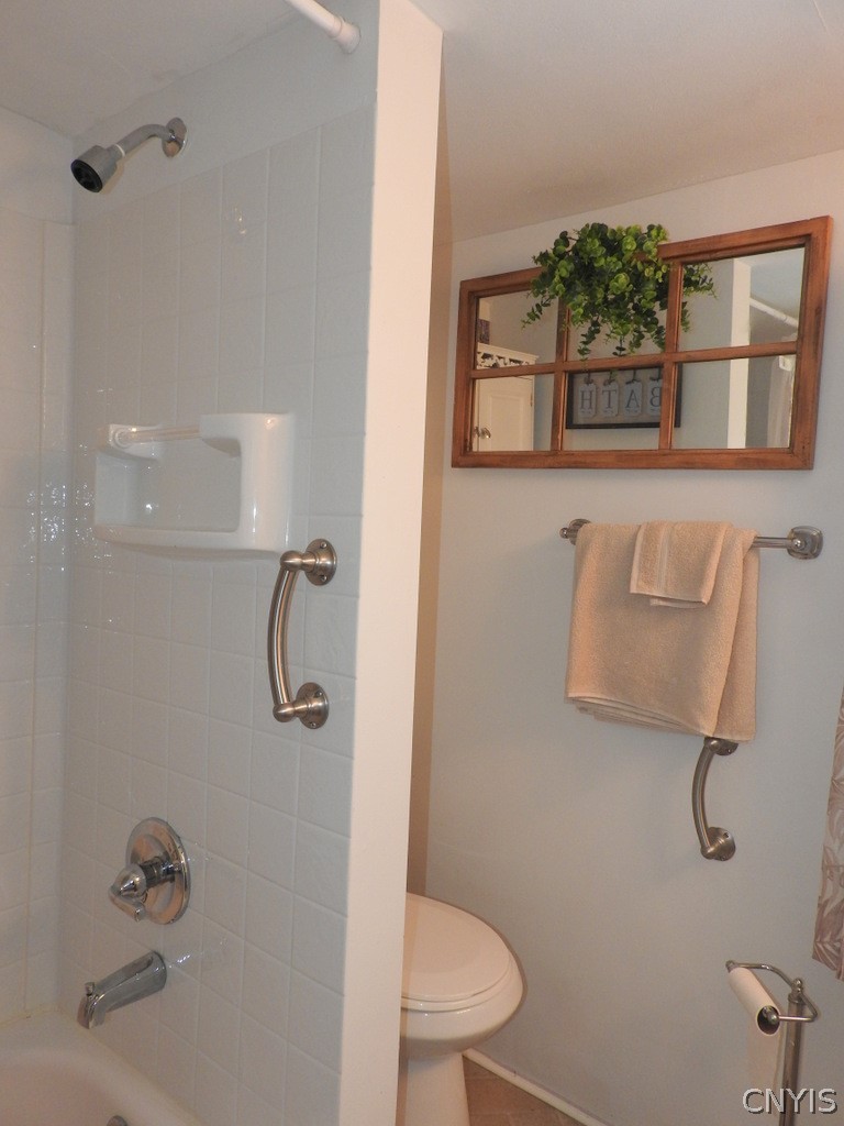 2751 Warners Road Camillus, NY 13164 - Photo 26 of 40