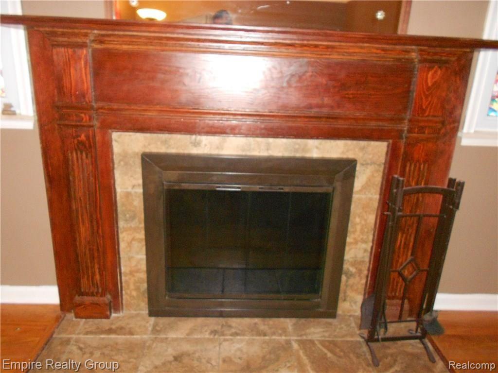 7733 Miller Road Dearborn, MI 48126 - Photo 9 of 45 7733 MILLER 012.JPG