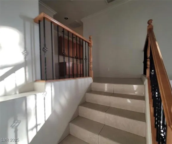 $1,199,900 | 7728 Villa De La Paz Avenue, Las Vegas, NV 89131