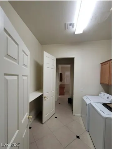 $1,199,900 | 7728 Villa De La Paz Avenue, Las Vegas, NV 89131