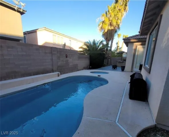 $1,199,900 | 7728 Villa De La Paz Avenue, Las Vegas, NV 89131