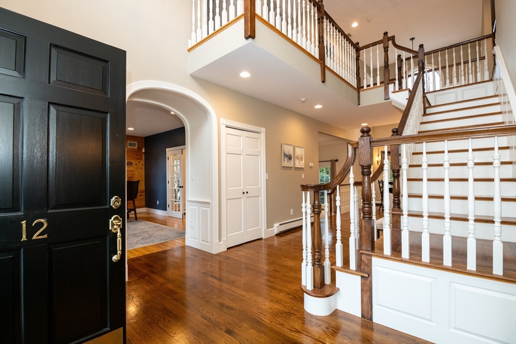 12 Ledgewood Road Saugus, MA 01906 - Photo 3 of 42