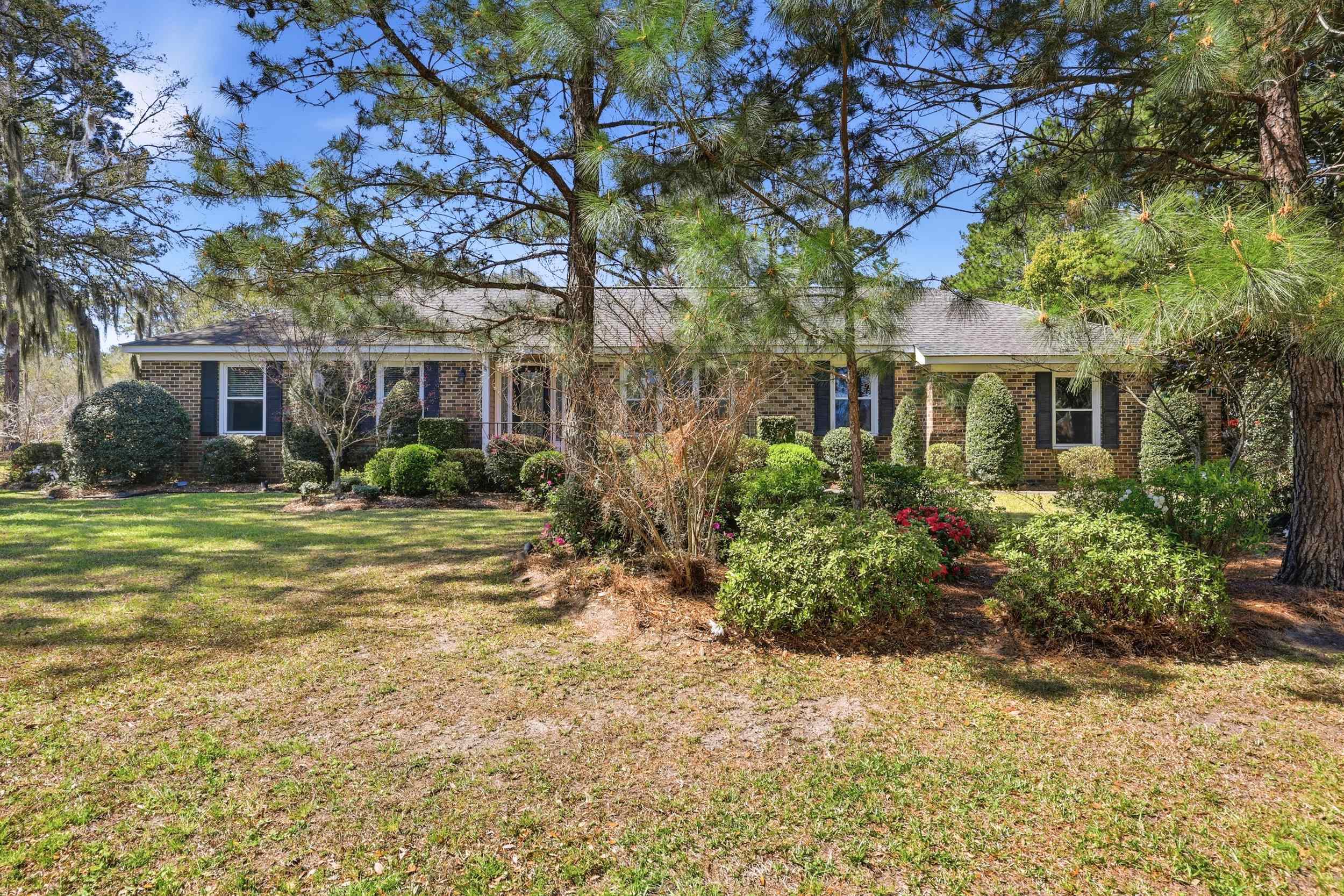 418 Sasanqua Drive Georgetown, SC 29440 - Photo 3 of 31