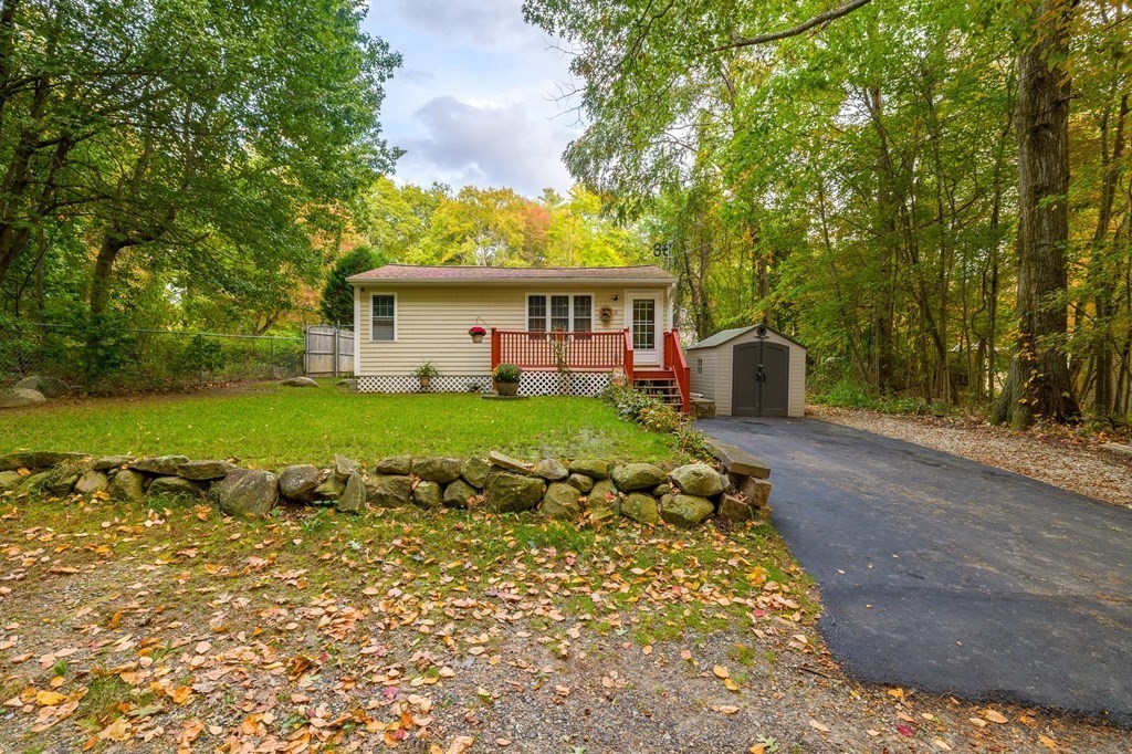 31 Reid Road Douglas, MA 01516 - Photo 2 of 31 front view of a house with a yard