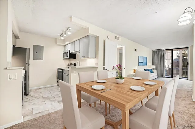 $229,000 | 1020 15th Street, Unit 13K, Denver, CO 80202