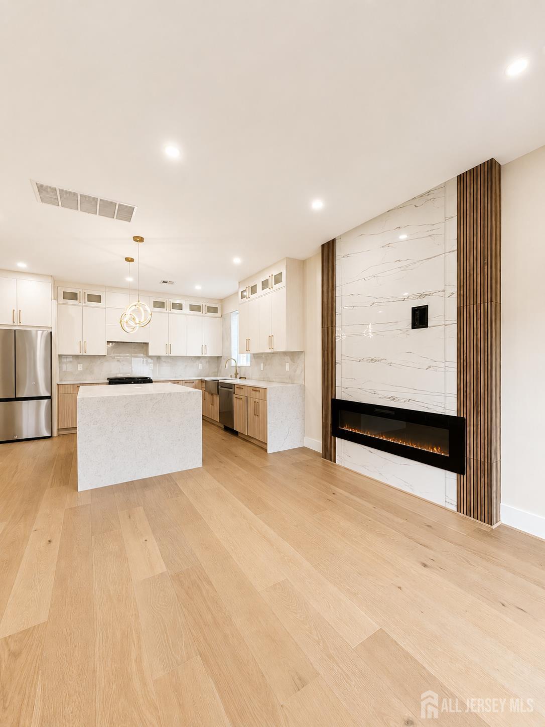 10 Charles Street Edison, NJ 08820 - Photo 13 of 23