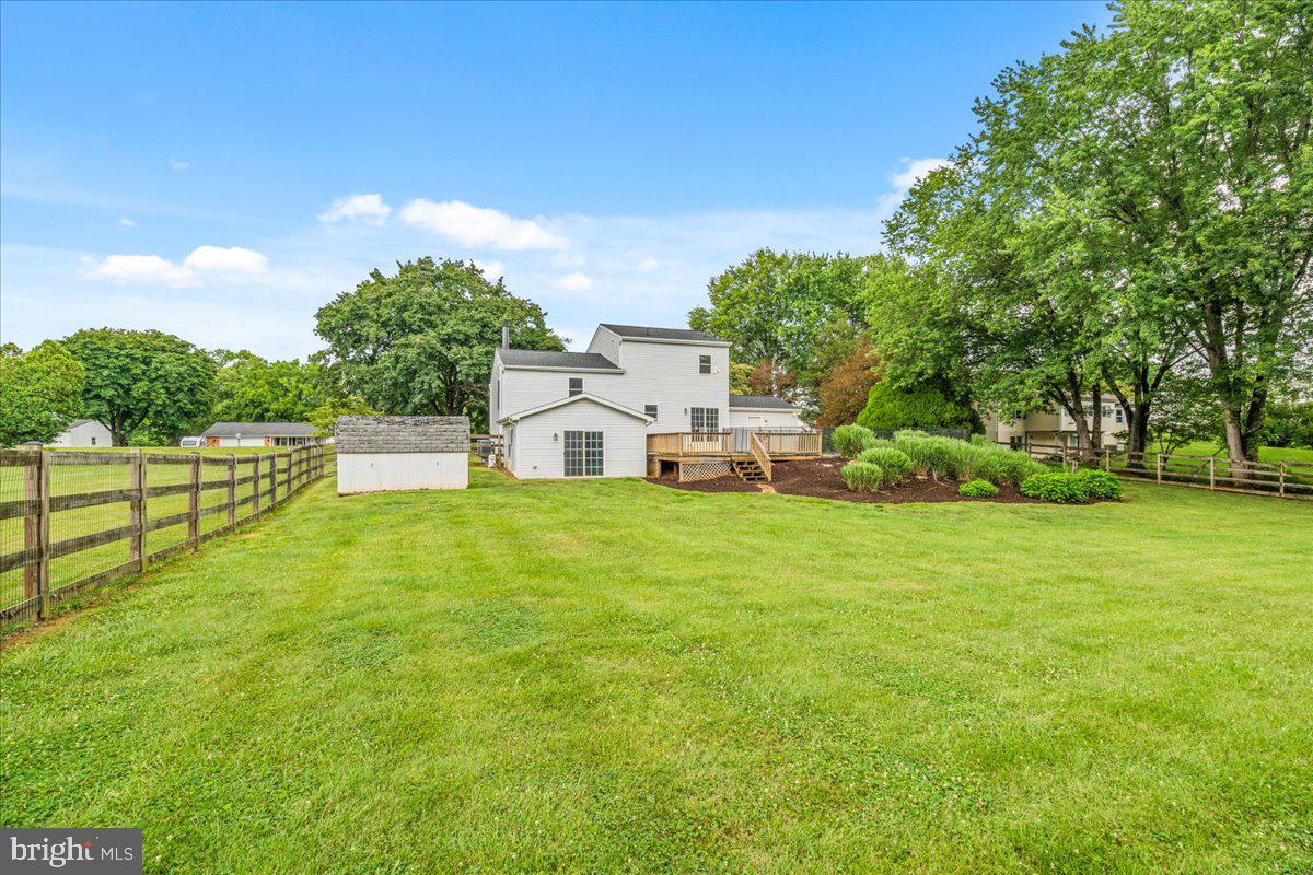 11907 Lynn Crest Road Monrovia, MD 21770 - Photo 10 of 55 Back yard