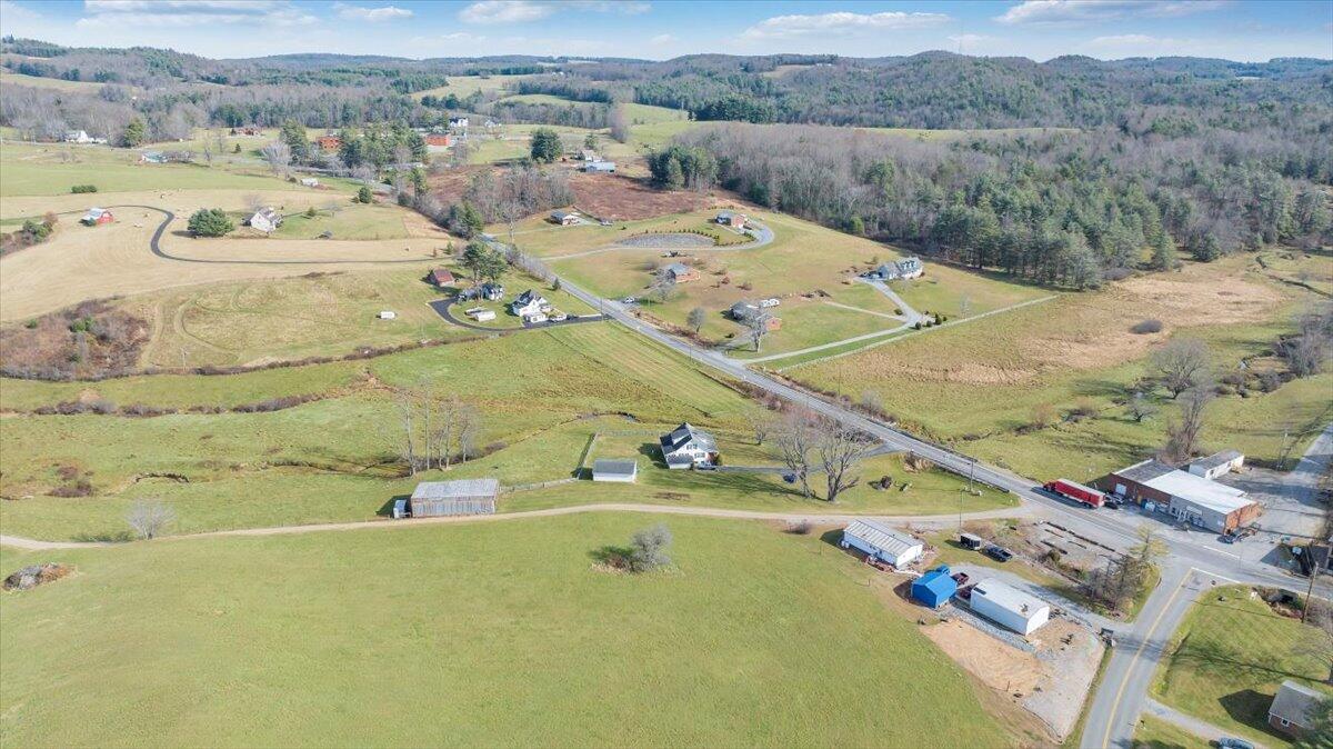 6629 Floyd Highway North Check, VA 24072 - Photo 126 of 147 098-DJI_20251113132251_0037_D_MIB