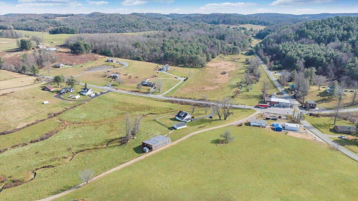 6629 Floyd Highway North Check, VA 24072 - Photo 127 of 147 099-DJI_20251113132307_0038_D_MIB