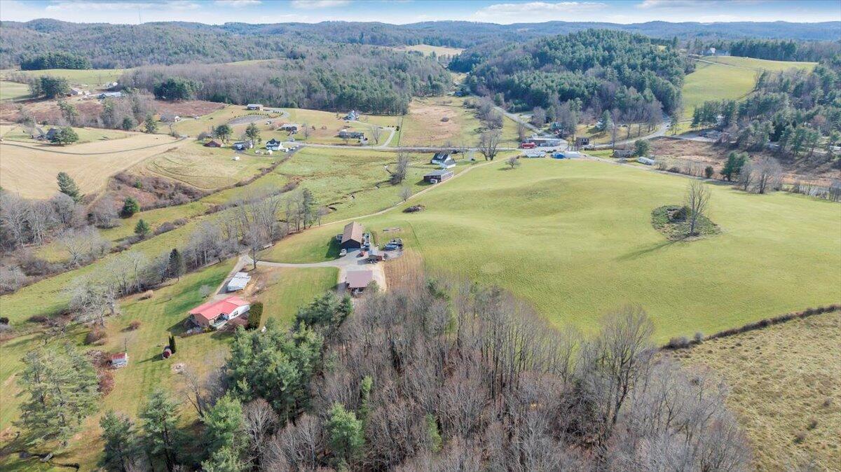 6629 Floyd Highway North Check, VA 24072 - Photo 130 of 147 102-DJI_20251113132716_0041_D_MIB