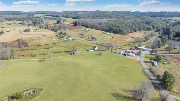 $500,000 | 6629 Floyd Highway North, Check, VA 24072