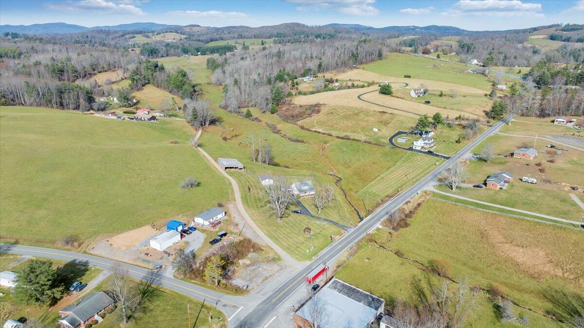 6629 Floyd Highway North Check, VA 24072 - Photo 134 of 147 106-DJI_20251113132902_0045_D_MIB