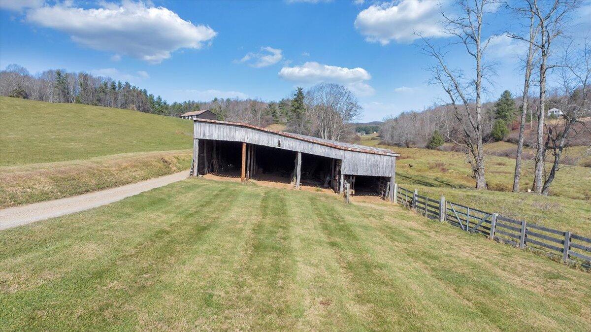 6629 Floyd Highway North Check, VA 24072 - Photo 29 of 147 069-DJI_20251113114412_0015_D_MIB