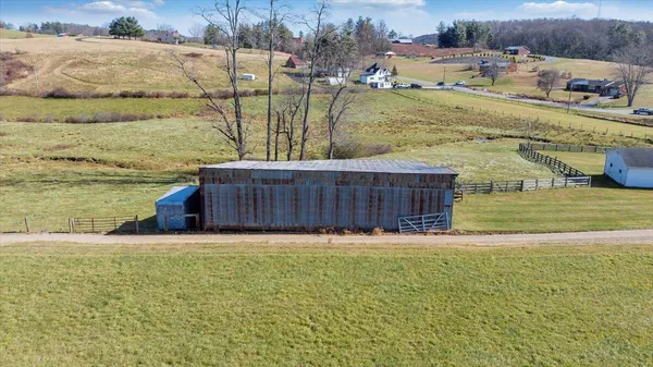 $500,000 | 6629 Floyd Highway North, Check, VA 24072