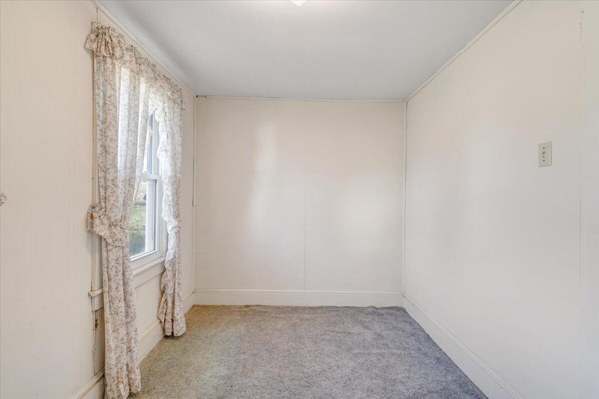 6629 Floyd Highway North Check, VA 24072 - Photo 71 of 147 037-MIB05995