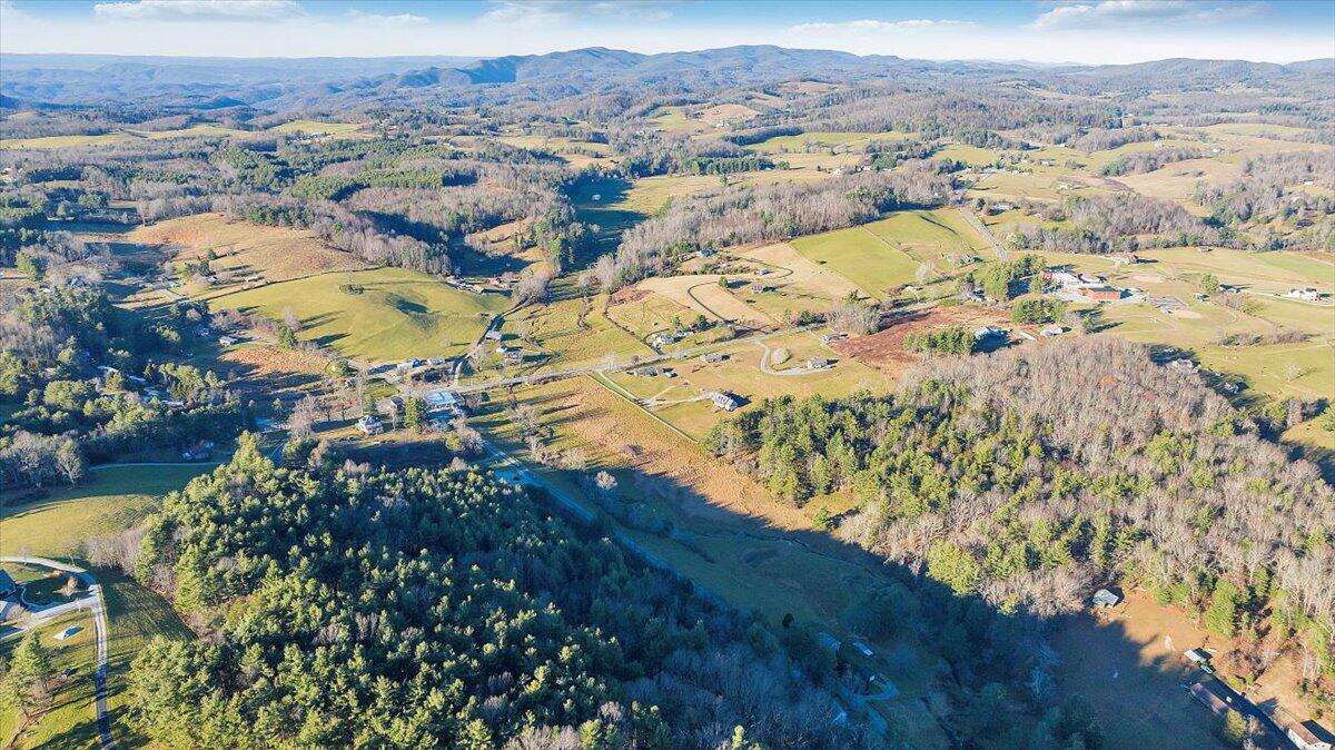 6629 Floyd Highway North Check, VA 24072 - Photo 90 of 147 04-DJI_20251117153855_0028_D_MIB