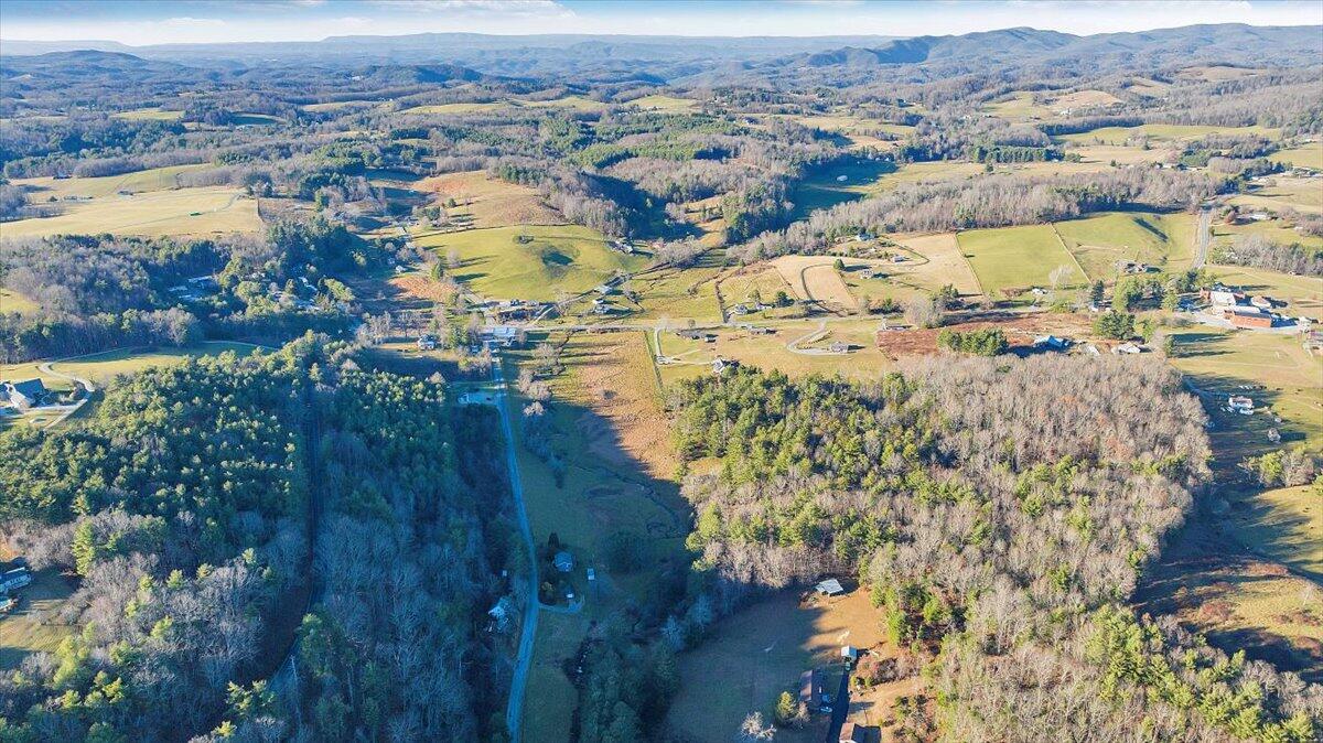 6629 Floyd Highway North Check, VA 24072 - Photo 91 of 147 05-DJI_20251117153938_0029_D_MIB