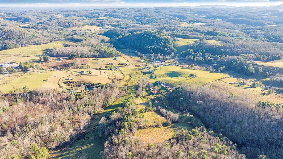 6629 Floyd Highway North Check, VA 24072 - Photo 96 of 147 10-DJI_20251117154507_0034_D_MIB