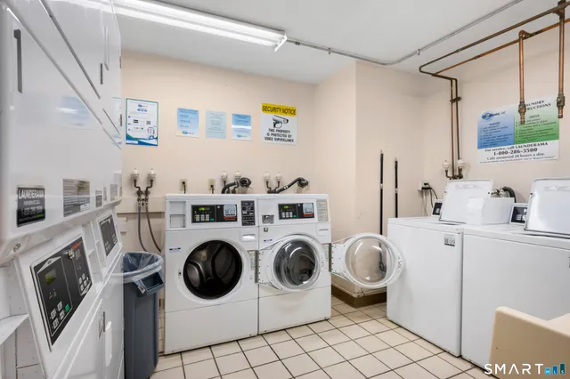 $139,000 | 421 Tolland Street, Unit 208, East Hartford, CT 06108