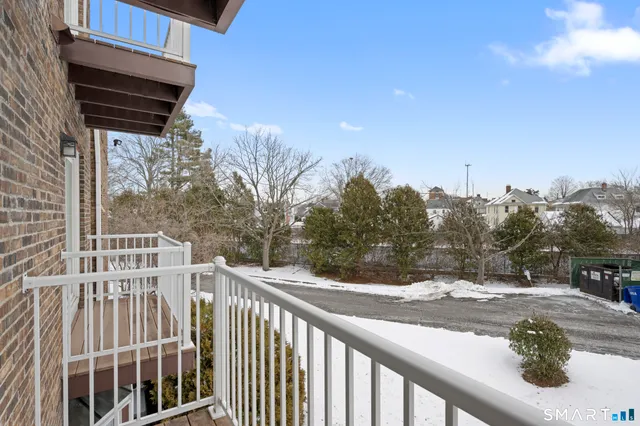 $139,000 | 421 Tolland Street, Unit 208, East Hartford, CT 06108