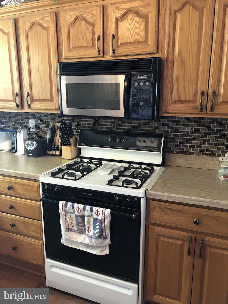 3124 Holly Road Philadelphia, PA 19154 - Photo 20 of 47
