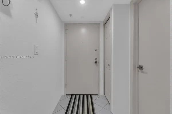 $2,500 | 16300 Golf Club Road, Unit 401, Weston, FL 33326