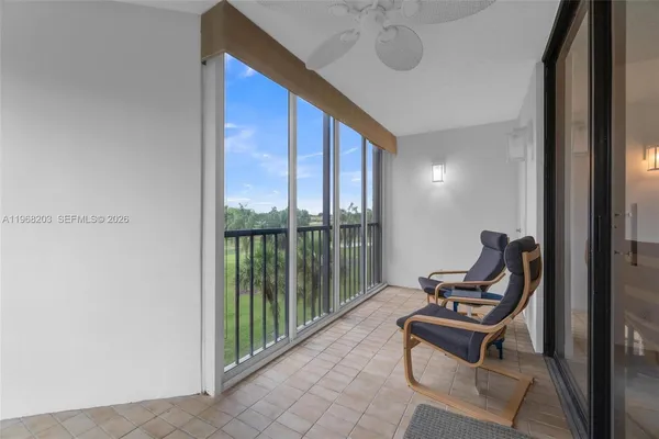 $2,500 | 16300 Golf Club Road, Unit 401, Weston, FL 33326