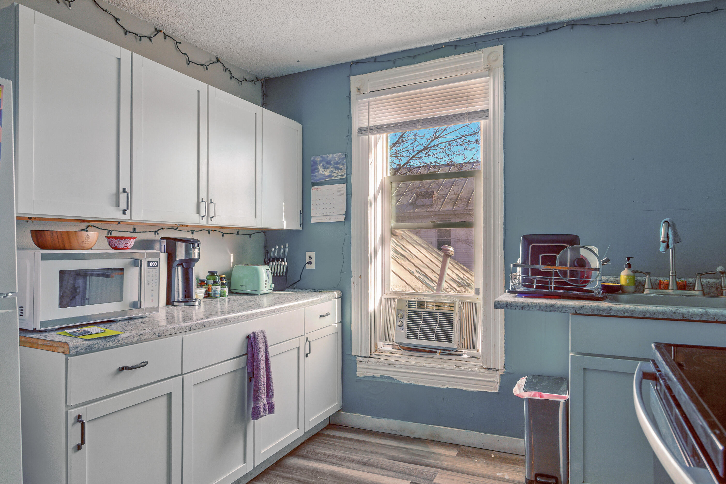 1711 George Street La Crosse, WI 54603 - Photo 13 of 37 Upstairs Unit