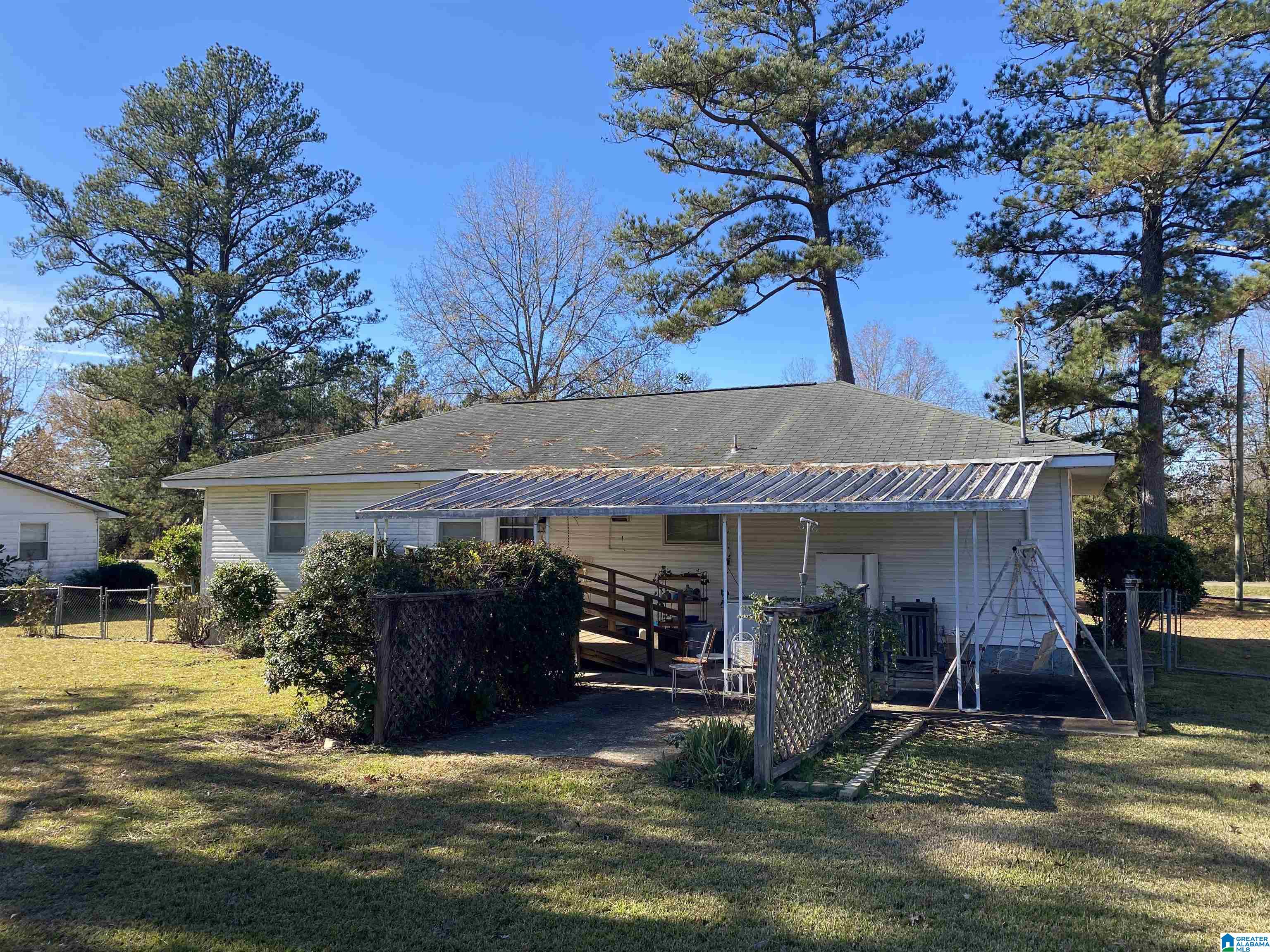 2507 Spaulding Drive Linden, AL 36748 - Photo 2 of 15