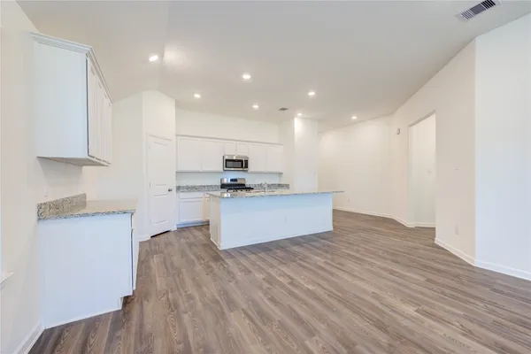 $2,195 | 3310 Driftwood Meadow Lane, Richmond, TX 77406