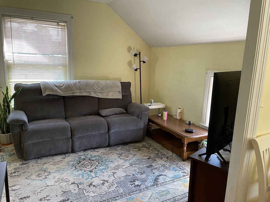 737 Stafford Road Fall River, MA 02721 - Photo 18 of 23