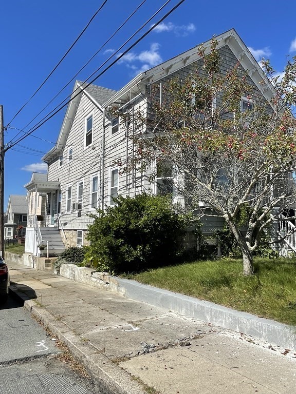 737 Stafford Road Fall River, MA 02721 - Photo 4 of 23