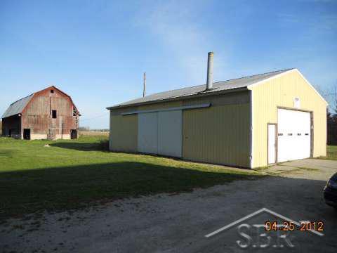 12470 Seymour Road Burt, MI 48417 - Photo 9 of 11 20097094-8.JPG