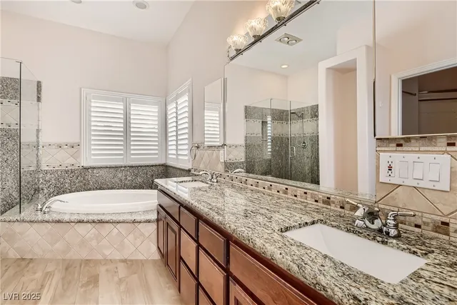 $3,295 | 7435 West Camero Avenue, Las Vegas, NV 89113