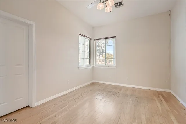 $3,295 | 7435 West Camero Avenue, Las Vegas, NV 89113