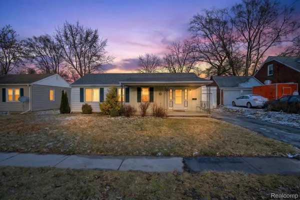 $135,000 | 3066 Schaeffer Street, Saginaw, MI 48604