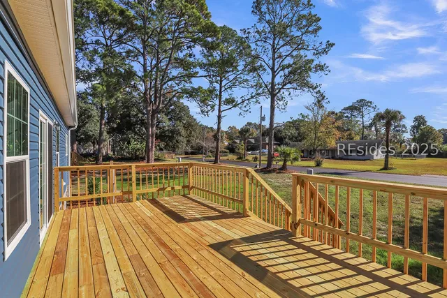 $525,000 | 15 Vine Street, Bluffton, SC 29910