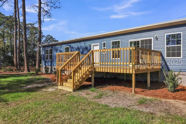 $525,000 | 15 Vine Street, Bluffton, SC 29910