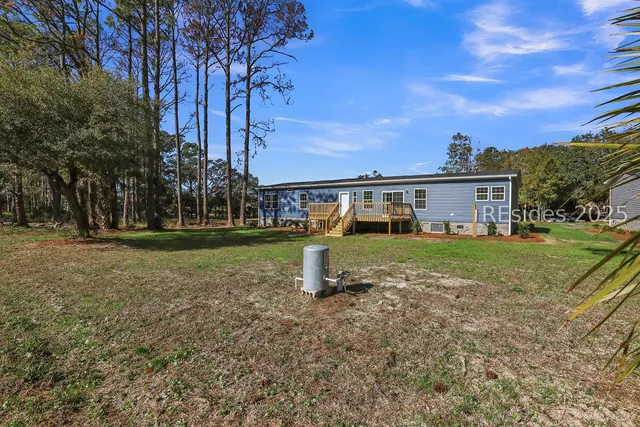 $525,000 | 15 Vine Street, Bluffton, SC 29910