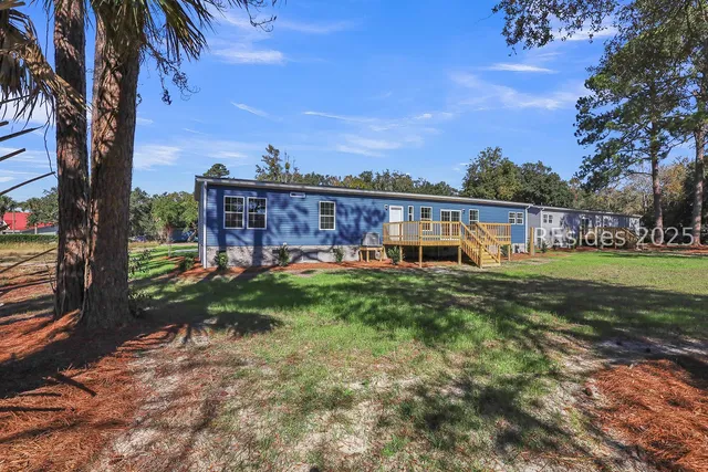 $525,000 | 15 Vine Street, Bluffton, SC 29910