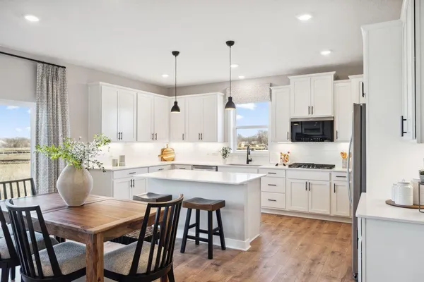 $659,990 | 6252 Jennifer Avenue South, Cottage Grove, MN 55016