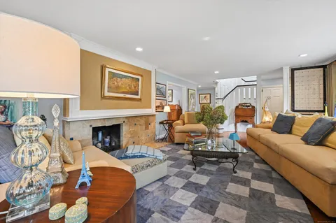 $2,218,000 | 4 Burr Farms Road, Westport, CT 06880