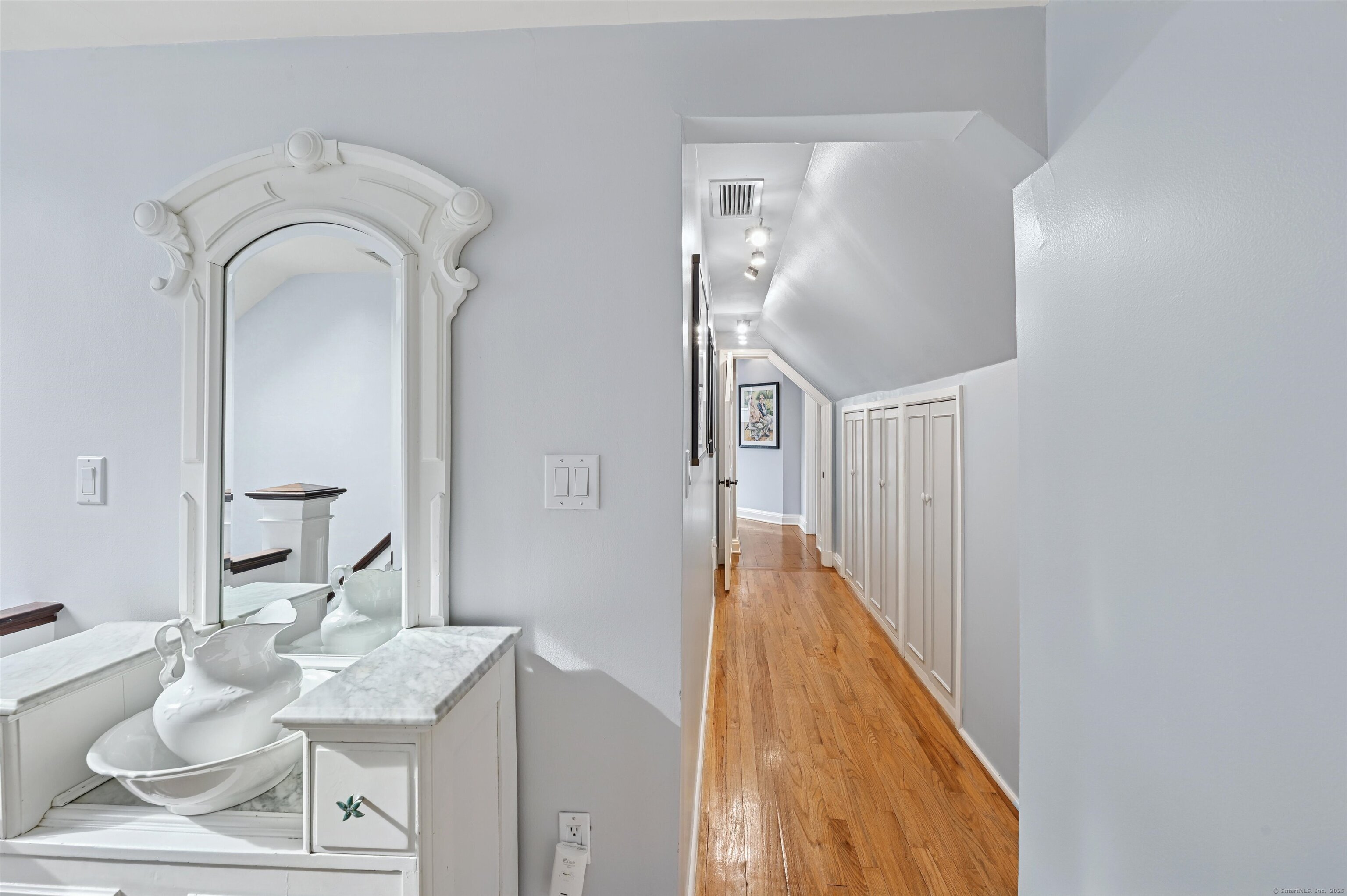 4 Burr Farms Road Westport, CT 06880 - Photo 19 of 40